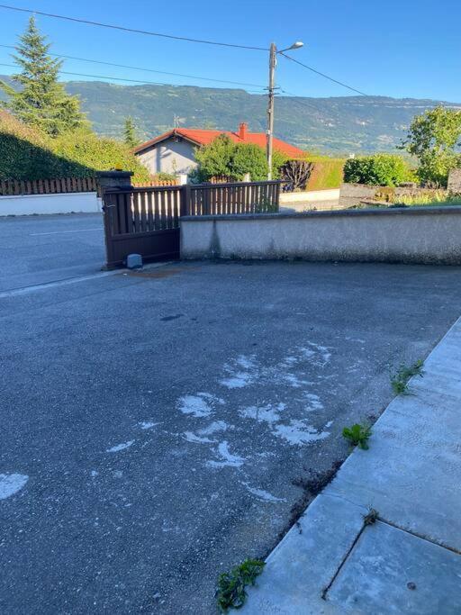 Charmant Appartement Entre Lacs Et Montagnes ! Culoz Exterior photo